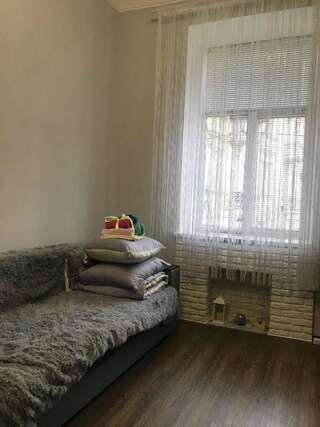Апартаменты Cozy and comfortable apartment Львов Апартаменты-37