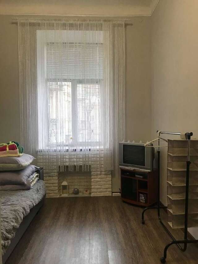 Апартаменты Cozy and comfortable apartment Львов-6